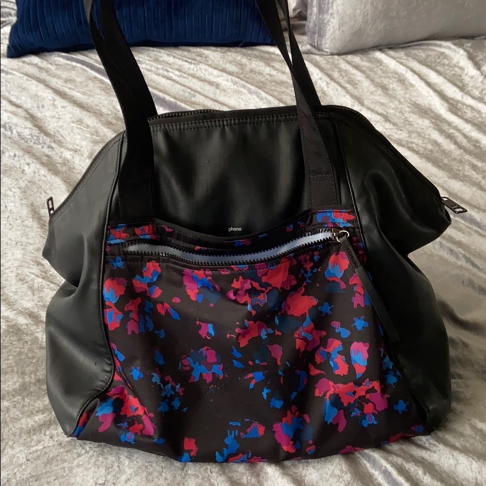 Lululemon gym bag